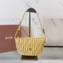 ミュウミュウ ミュウミュウ ミニバッグ 5NE026